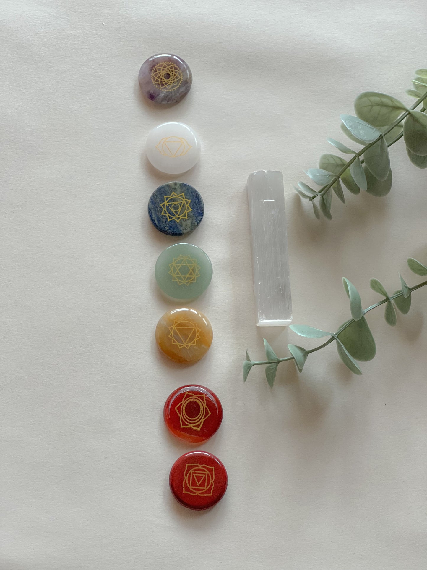 7 Chakra Crystal Disc Set with Reiki Symbols – Energy Healing Stones