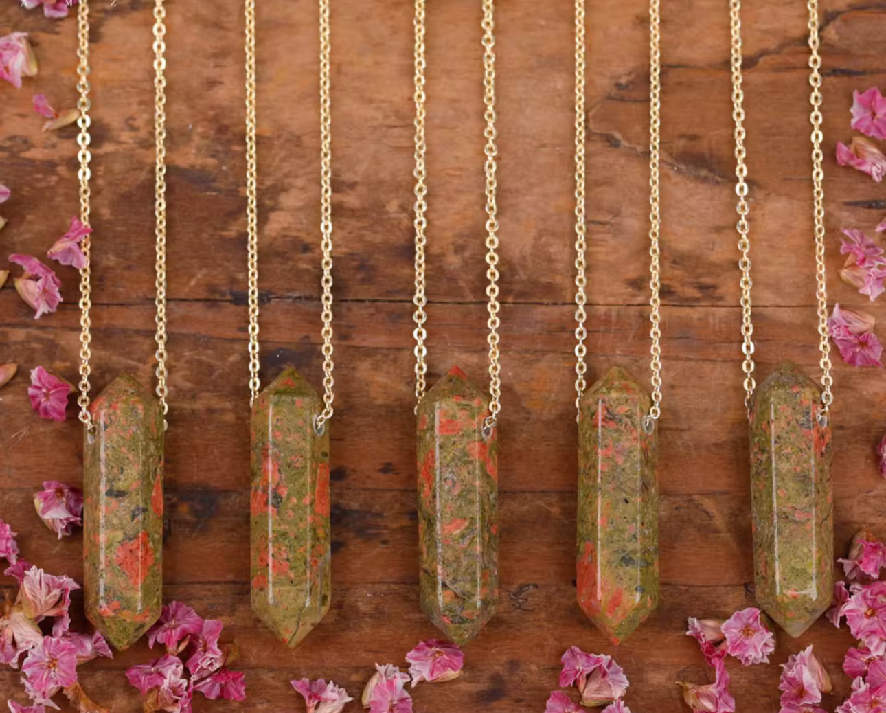 Crystal Point Necklace – Gold Chain