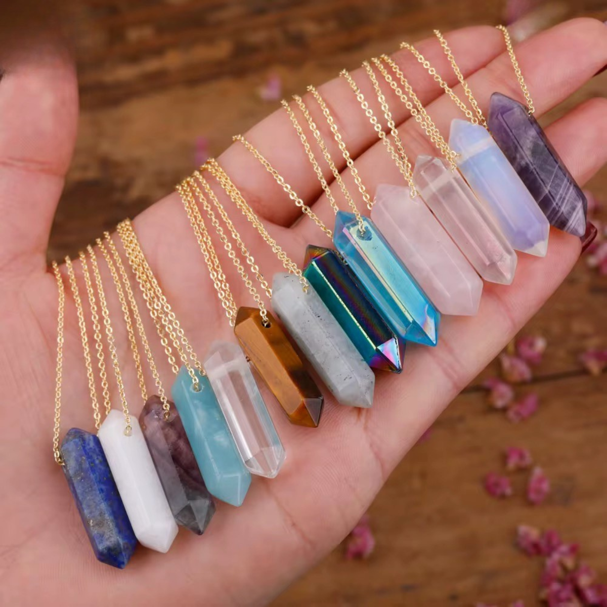 Crystal Point Necklace – Gold Chain