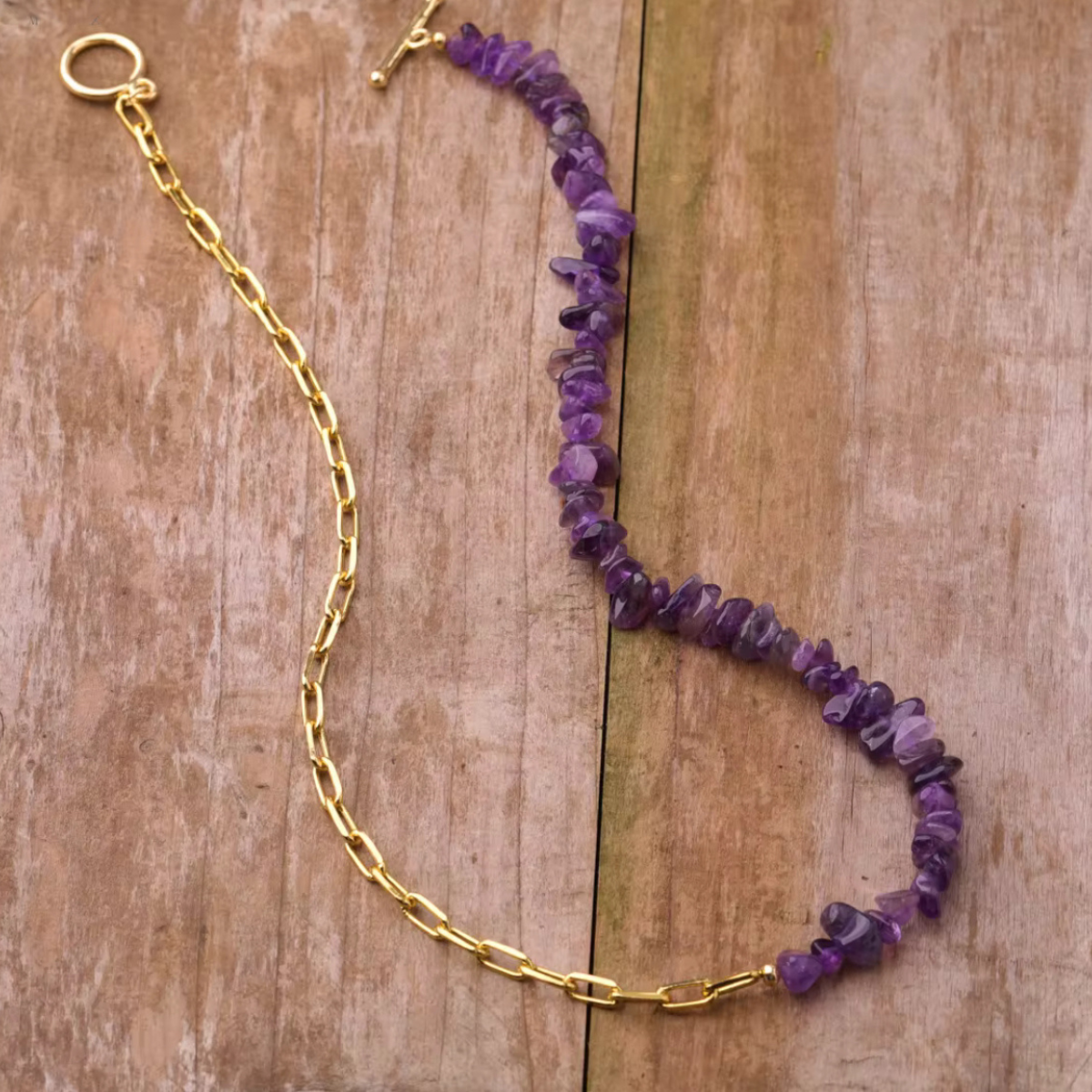 Elegant 18K Gold-Filled Crystal Chip Necklace – Toggle Clasp