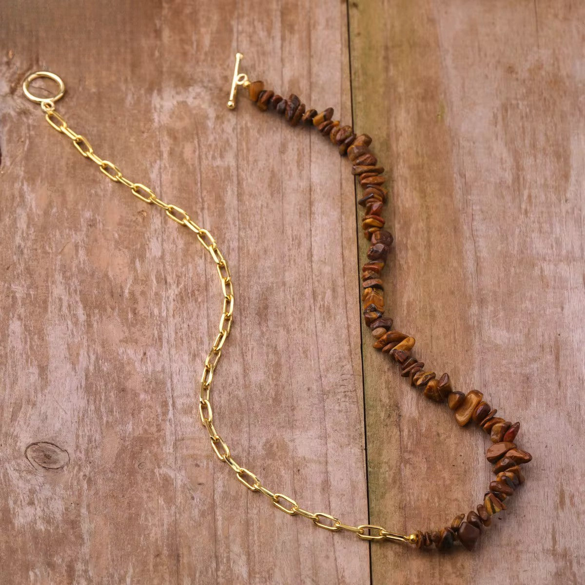 Elegant 18K Gold-Filled Crystal Chip Necklace – Toggle Clasp